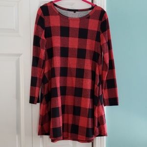 Buffalo plaid tunic, size medium